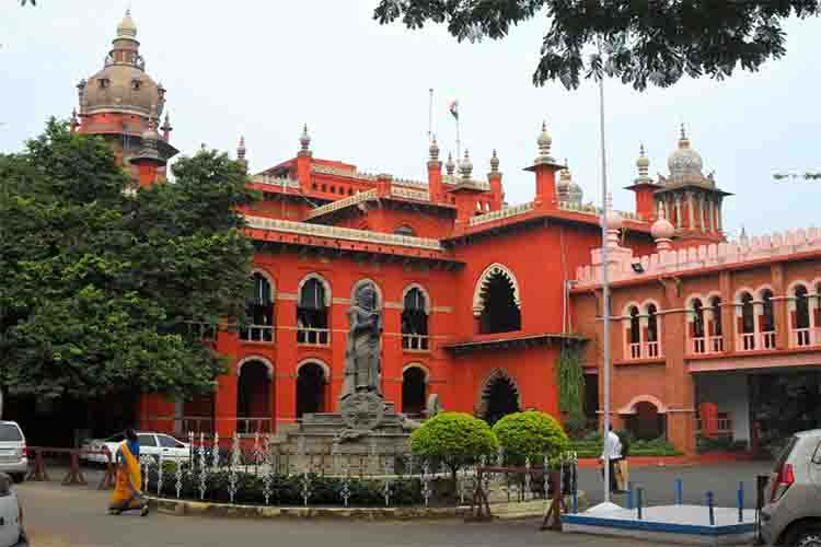 171396411014_Madras_High_Court_declares_2010_amendment_to_law_on_Waqf_properties_unconstitutional