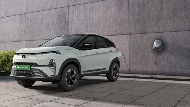 tata-nexon-ev-020500-17665571096