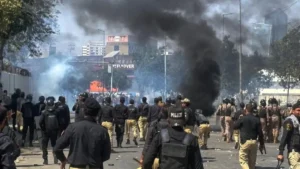 us-iran-israel-war-pakistan-protest-1772423131