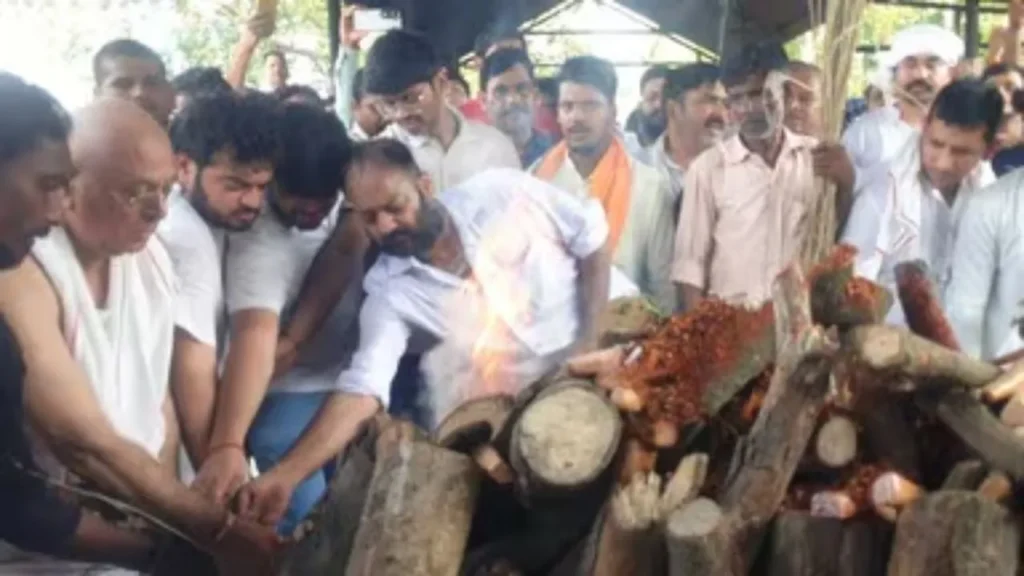 Prateek-Yadav-Funeral_V_jpg--1280x720-4g