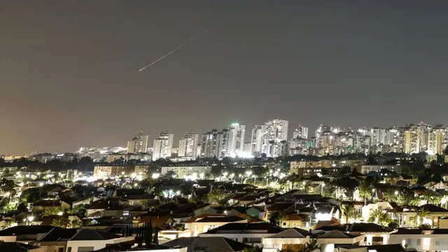 Explosions-in-Tehran,-Isfahan-as-Israel-launches-attacks-1780885265638_v