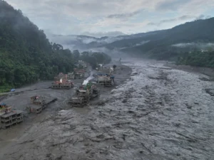 APTOPIX-Nepal-Flash-Floods-8_178