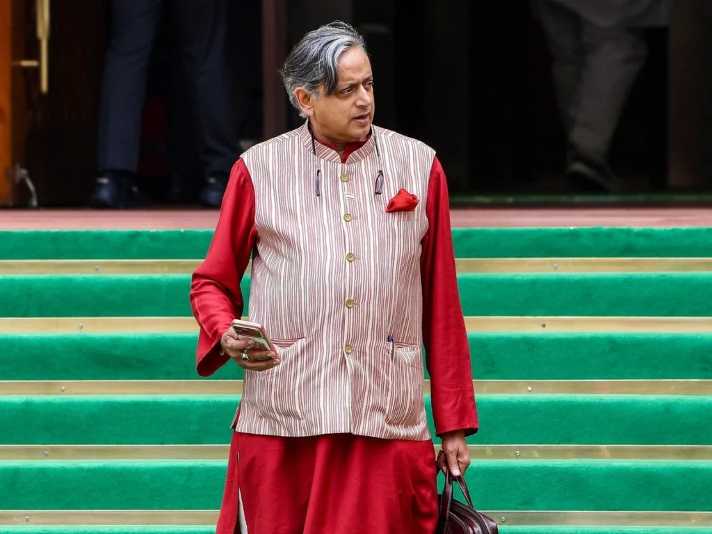 Shashi_Tharoor_1787807095947_178