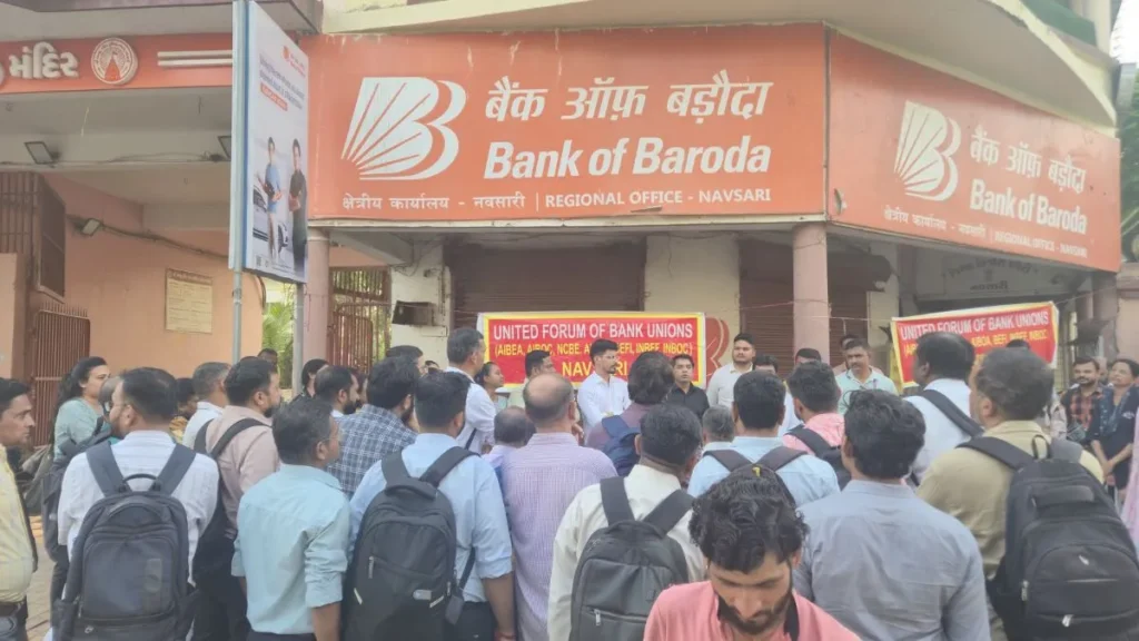 bank-strike-httpsx-1790565281