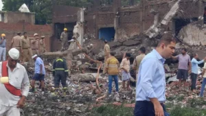 kaushambi-fire-factory--17883301