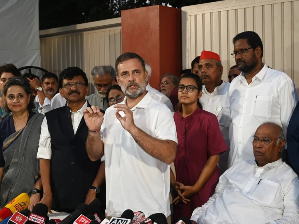 Rahul_Gandhi_1792112543750_5Ng4
