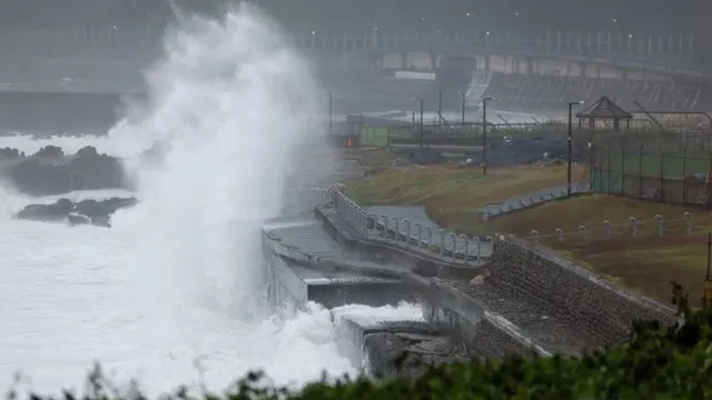 Taiwan-Typhoon-Champi-1-17928087