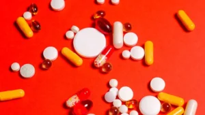 lucknow-aminabad-medicine-market-1792071055